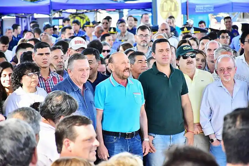 Insfrán anunció que están gestionando una nueva planta de agua potable en Herradura