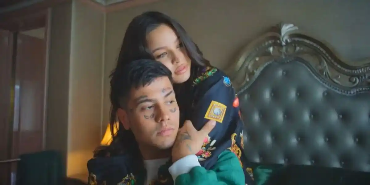 Relación blanqueada: Duki sorprendió con una foto romántica junto a Emilia Mernes