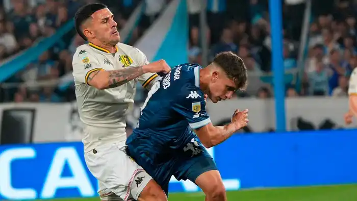 Racing se impuso frente a Aldosivi y trepa en su zona