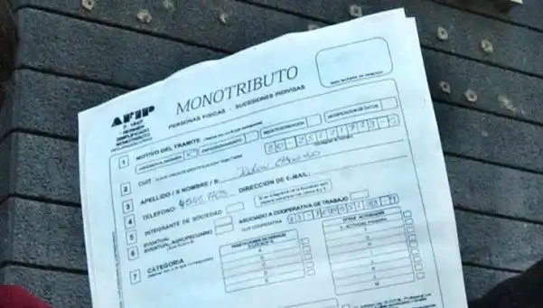 Vuelve a aumentar el monotributo