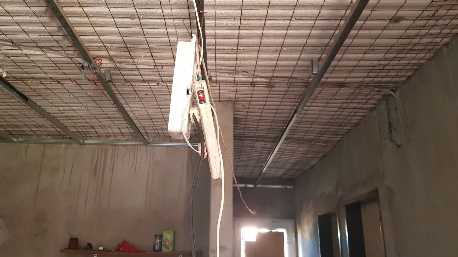 conexion eléctrica 84 viviendas
