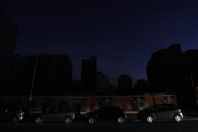Cortes de luz: Anuncian sanciones para Edenor y Edesur