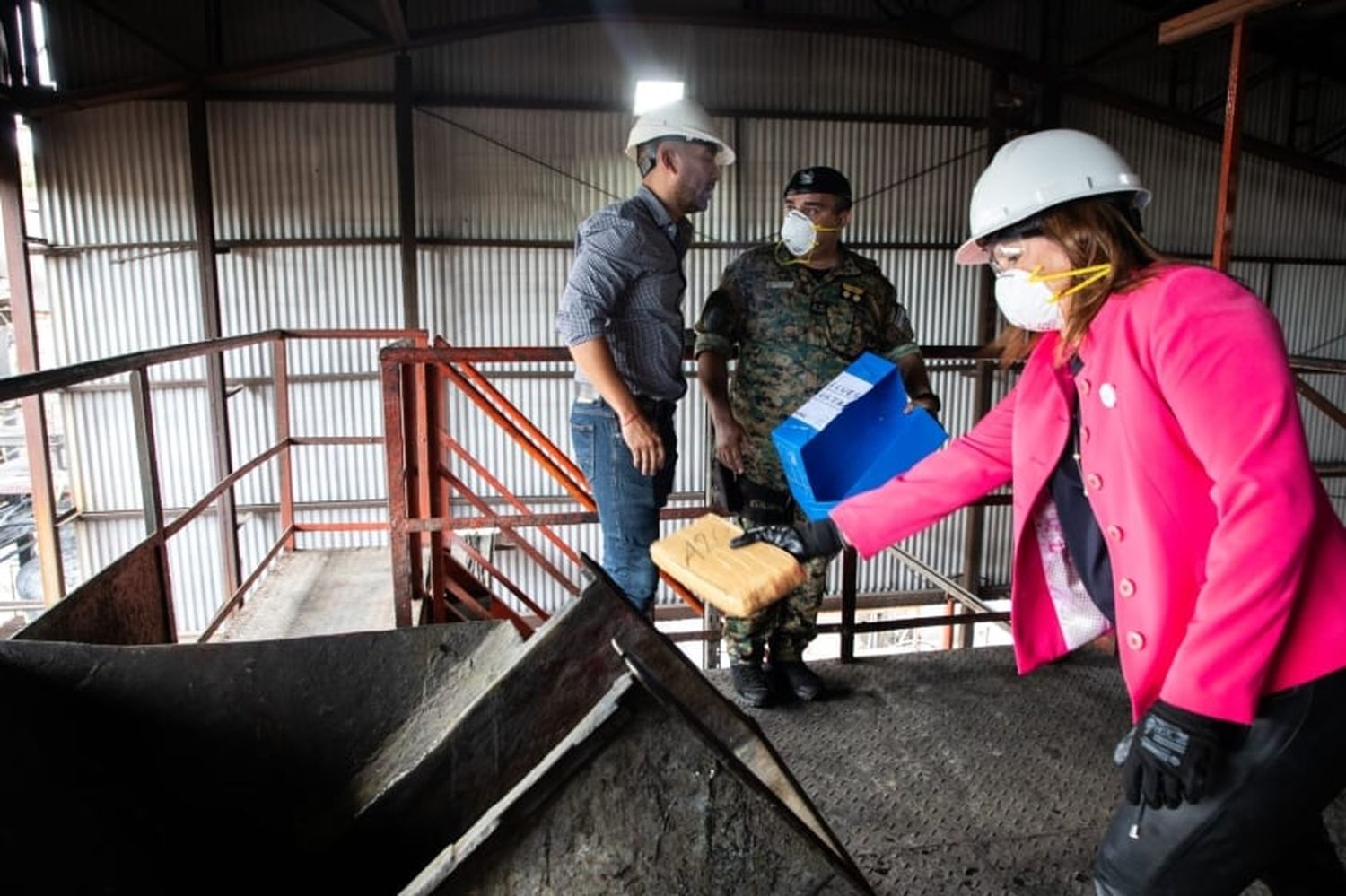 Quemaron 700 kg de material estupefaciente secuestrado por las fuerzas federales