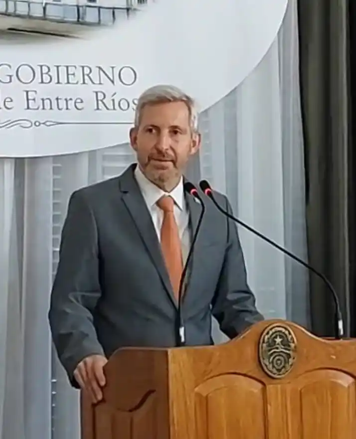Frigerio expone la realidad financiera de la provincia en su primera conferencia de prensa