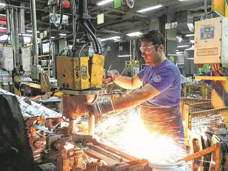 La actividad del sector metalúrgico sigue en descenso.