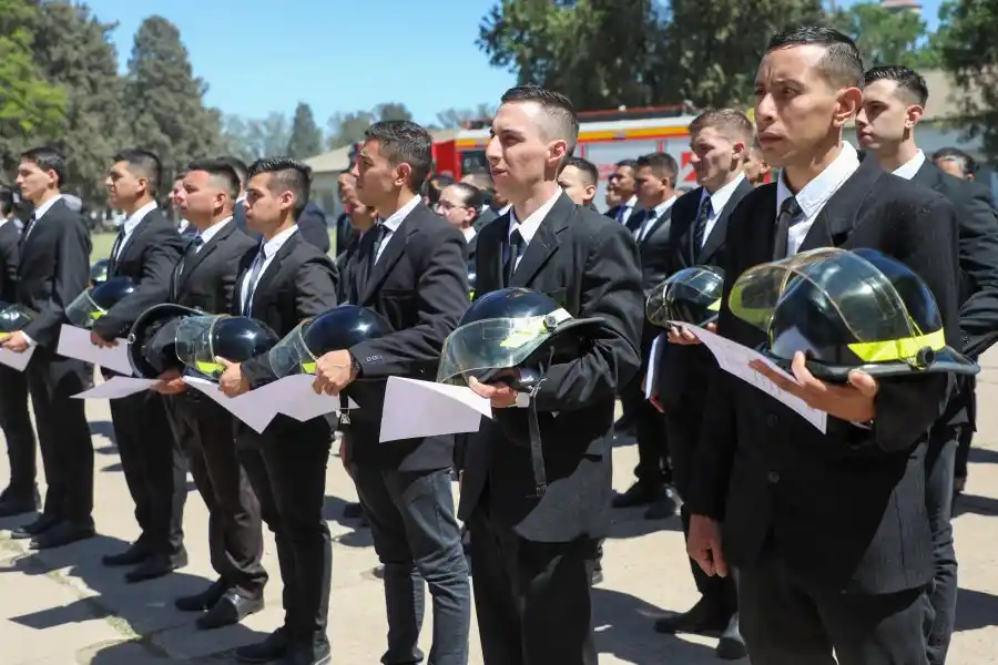 La provincia incorpora 49 nuevos Bomberos Zapadores para Santa Fe, Rafaela y Reconquista
