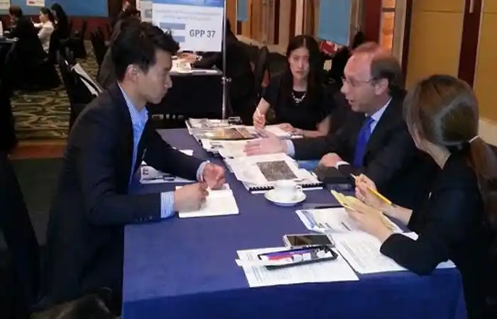 Capitales coreanos se interesan en puerto santafesino