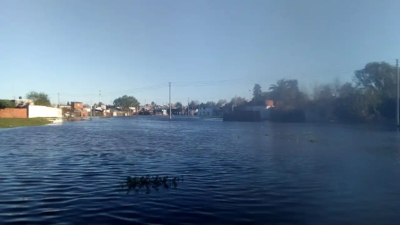 El río sobrepasó los 4.30 metros: hay 33 personas evacuadas