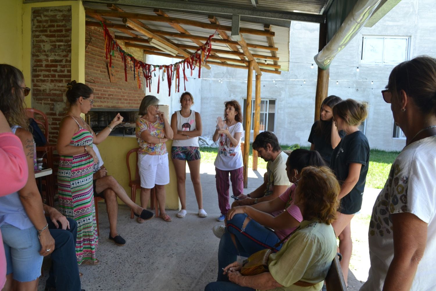 Tras el choque del camión hay peligro de derrumbe en la Asociación de Sordos 