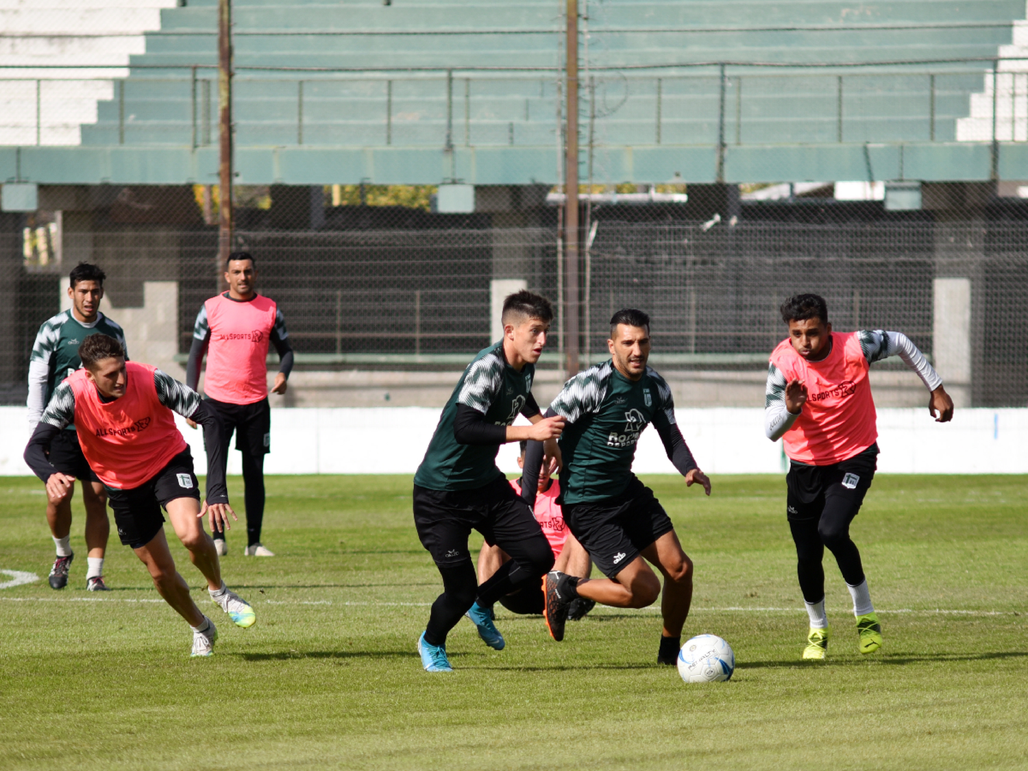 El entrenador "verde" metió cambios
