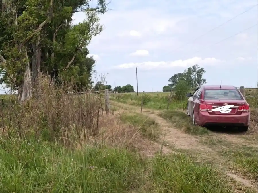 Fuga y persecución policial por Ruta 70: interceptaron un automóvil en zona rural