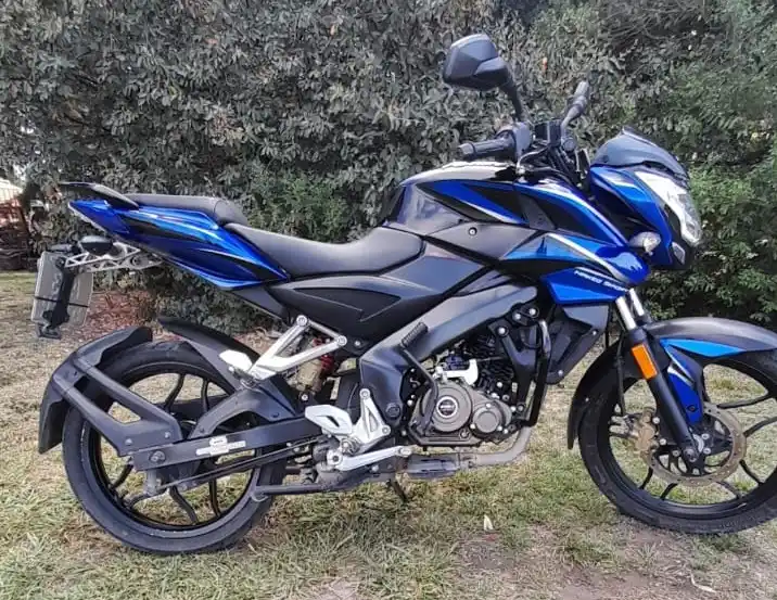 La moto robada, una Rouser 150.