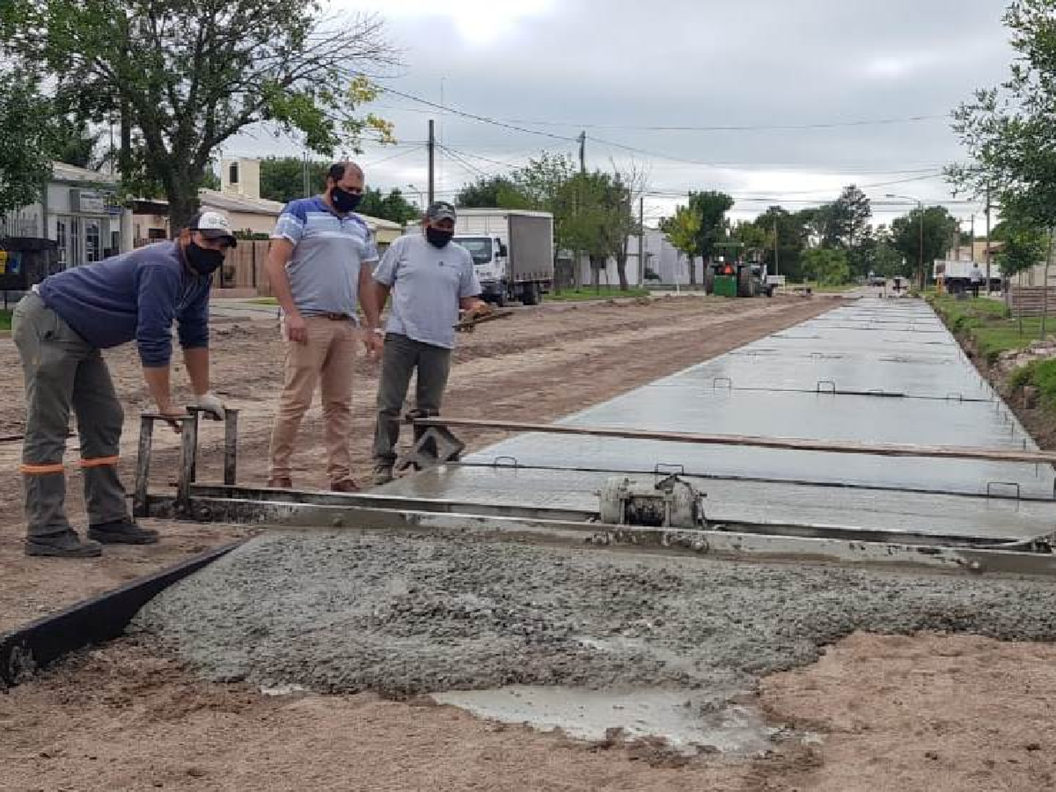 Ramona inició pavimentación del bulevar López