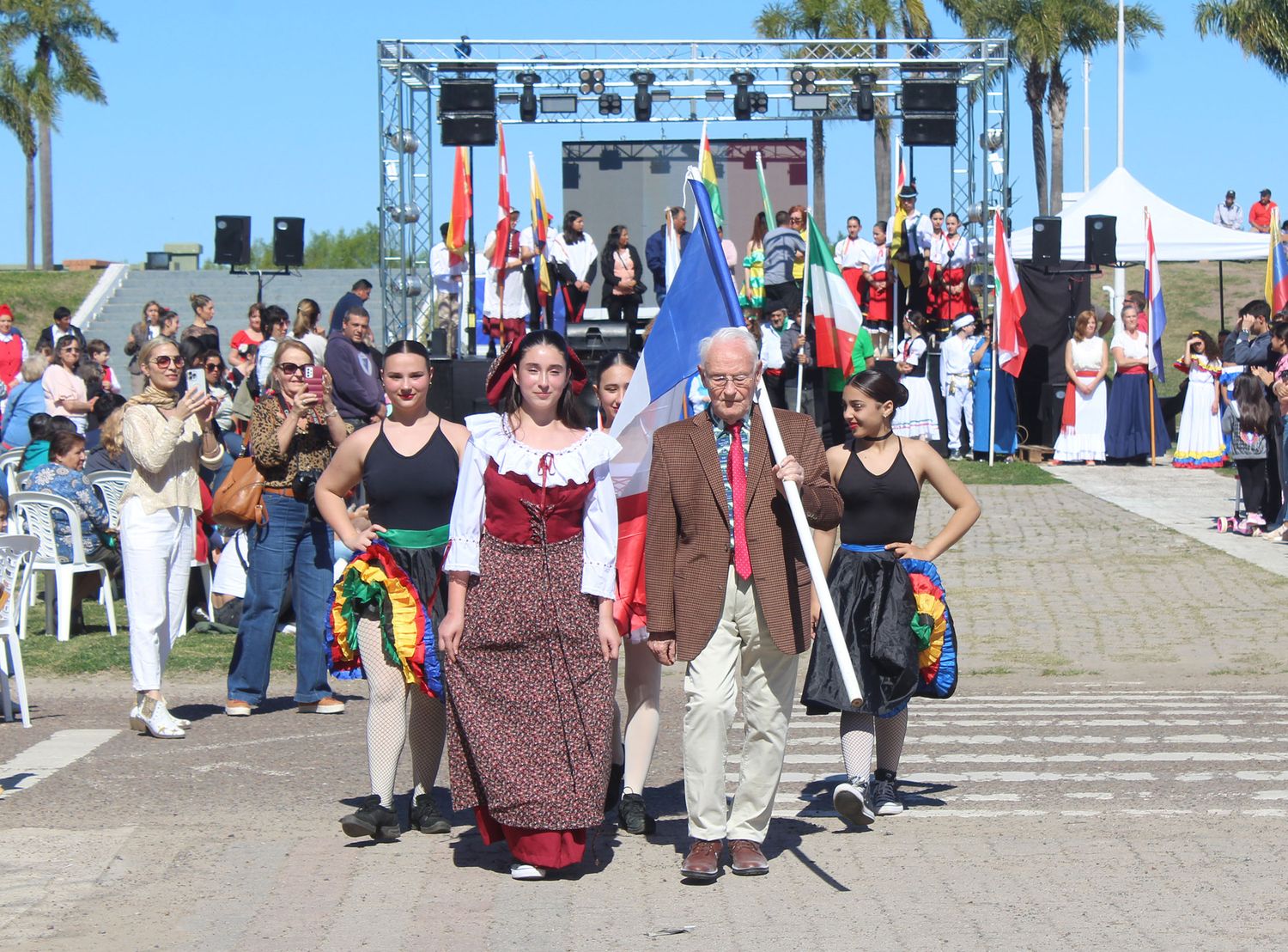 Exitosa Fiesta Provincial de las Colectividades