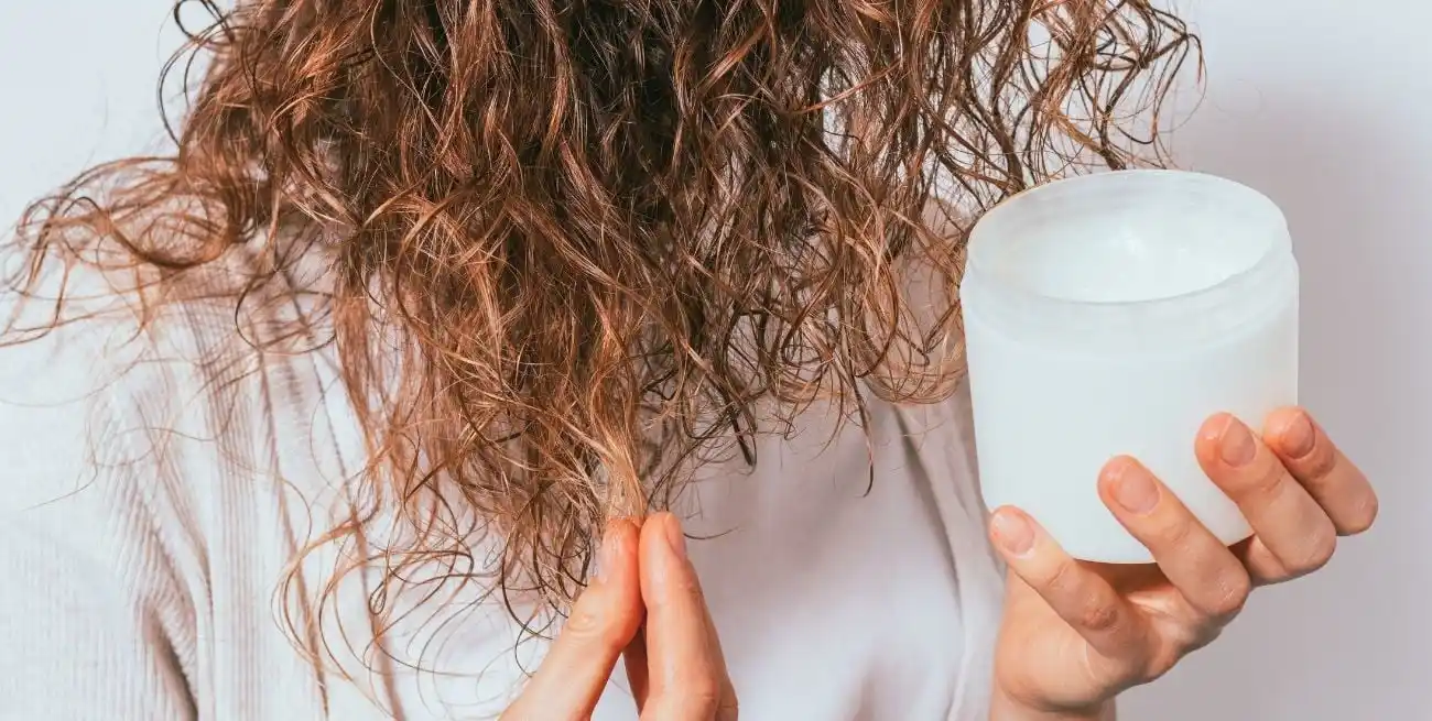 Productos para el cabello de la marca Evolución Cosmetics Hair.