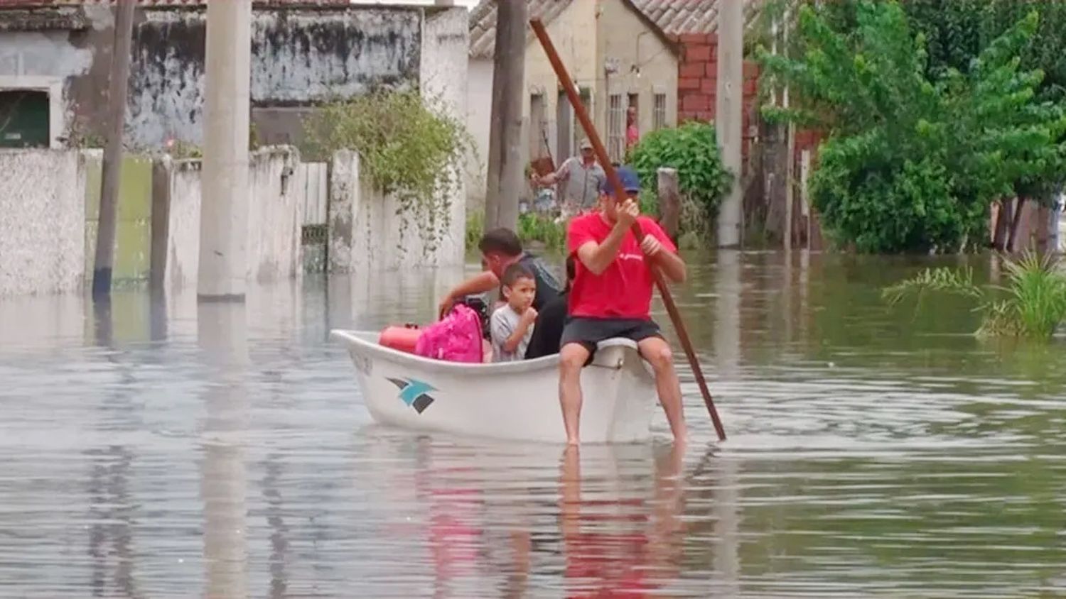 Se brindarán subsidios para las familias evacuadas