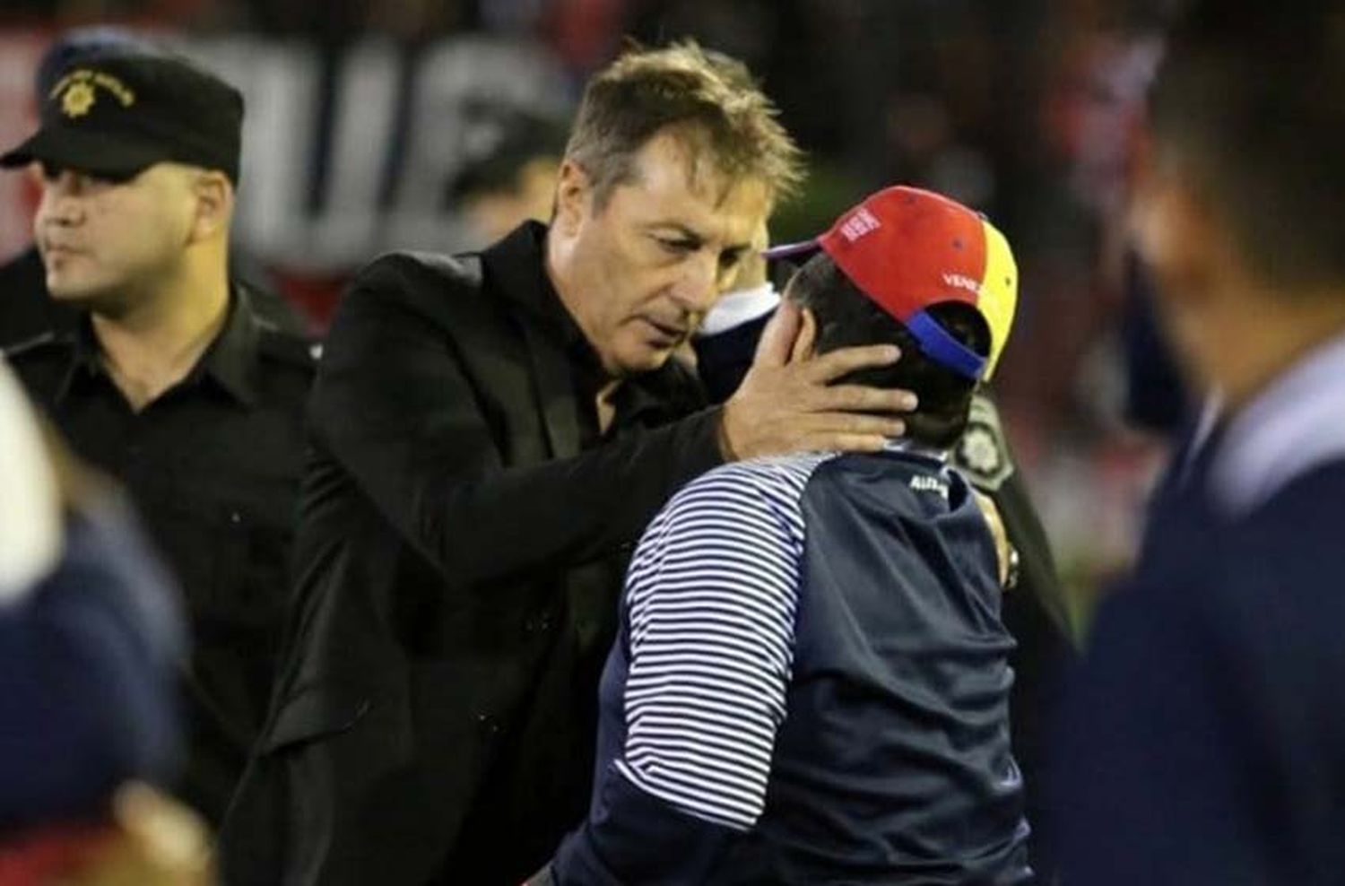 Kudelka: “Voy a atesorar para siempre el recuerdo de Maradona en el Coloso”