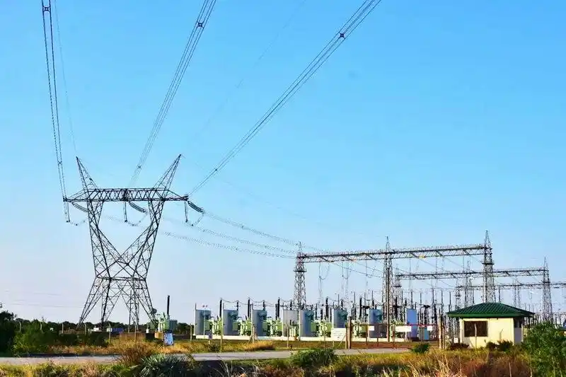 “Se va a disparar el precio de la energía 
eléctrica cuando saquen los subsidios”