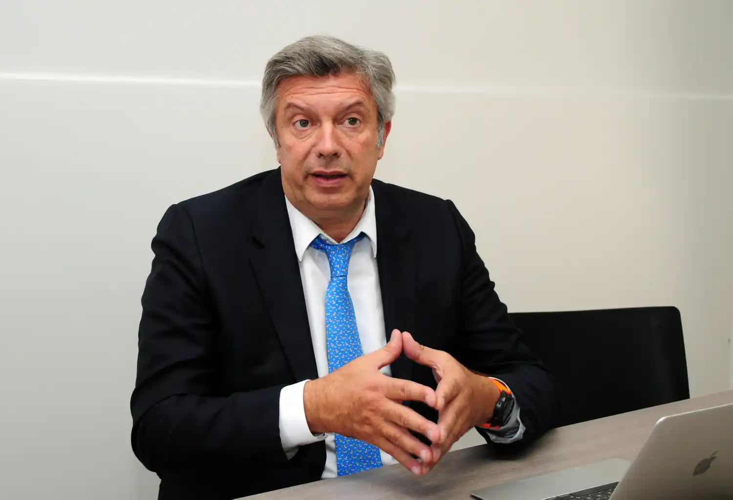 D'Alessandro criticó la falta de ayuda estatal al sector privado para afrontar la crisis