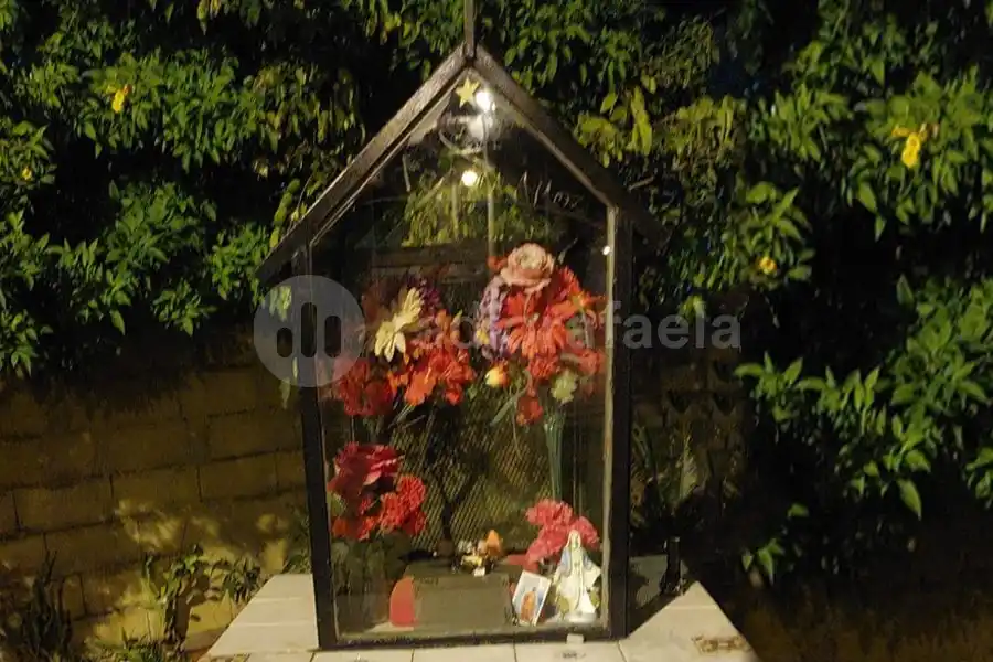 ¡Secuestraron a San Expedito! Lo robaron y salieron a venderlo casa por casa