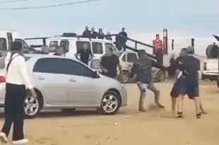Violenta pelea en Villa Gesell: un trapito le quiso cobrar $20.000 a un turista por estacionar y terminaron a las piñas