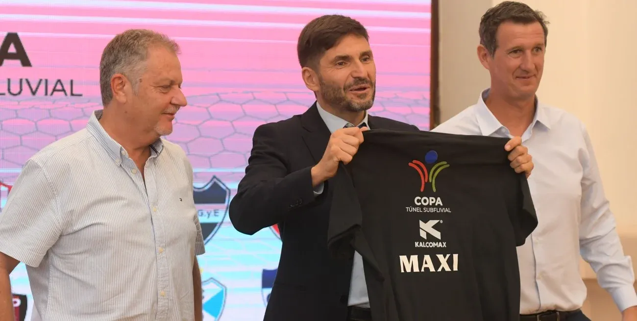 Schneider, Pullaro y Birollo, otra vez juntos por un torneo de fútbol de suma importancia. Gentileza.