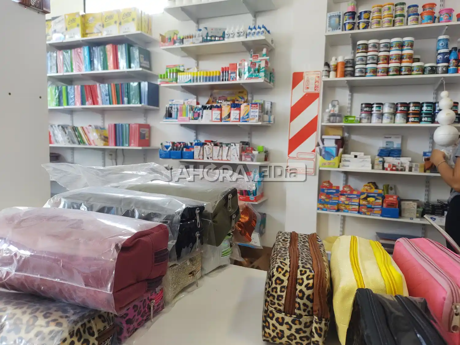 utiles canasta escolar