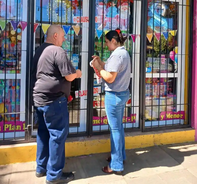 La municipalidad clausuró un local de venta de pirotecnia