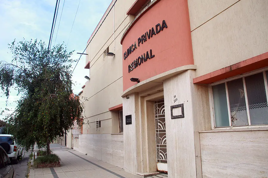 Sustraían grifería en la ex clínica Regional pero terminaron presos