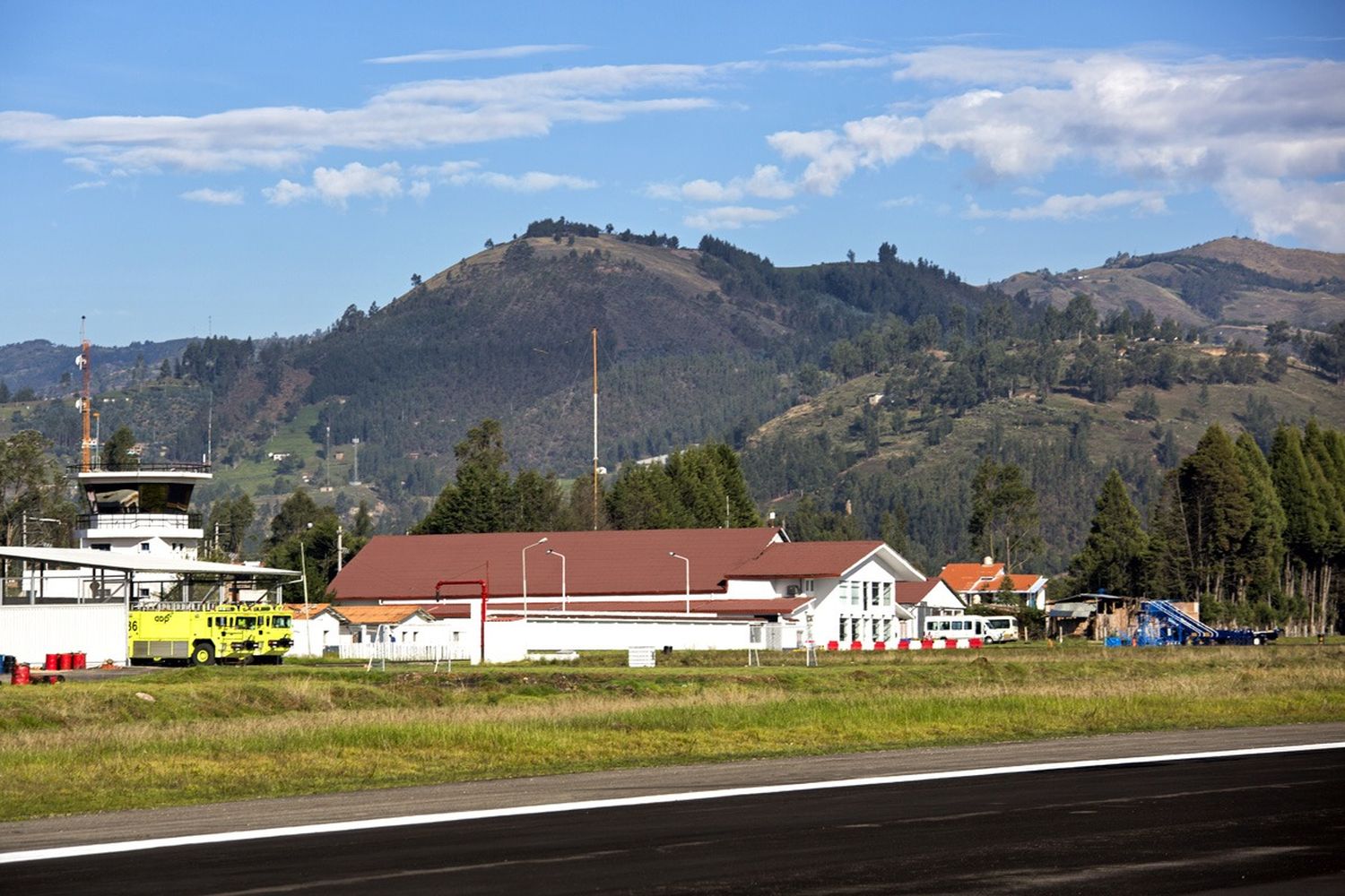 Gobierno peruano inicia procesos de expropiación para ampliación de dos aeropuertos