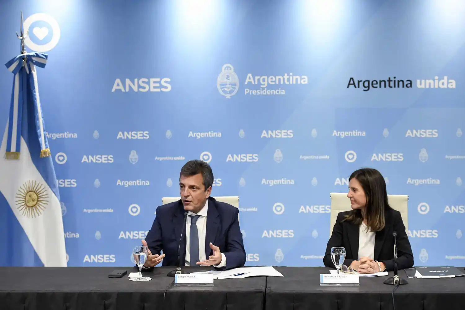 Aumento por movilidad en jubilaciones y pensiones y bono de $10.000 para quienes cobren el haber mínimo