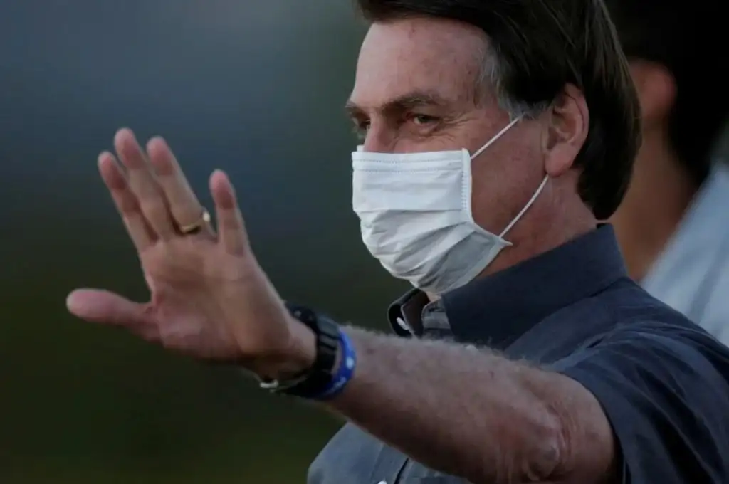 Jair Bolsonaro volvió a dar positivo en una prueba de coronavirus