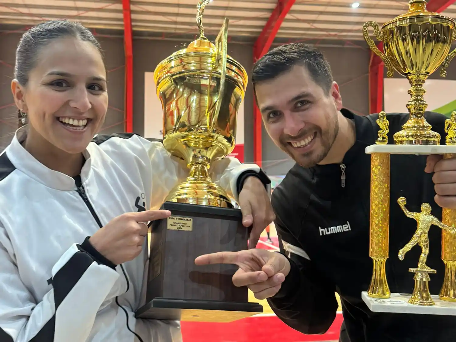 Los entrenadores Vanessa Valero y Gerardo Albrecht