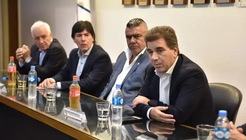 Ritondo se reunió con Chiqui Tapia: ¿Vuelven los visitantes en Provincia?