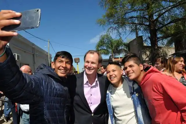 Bordet definió un significativo incremento para becas de nivel superior