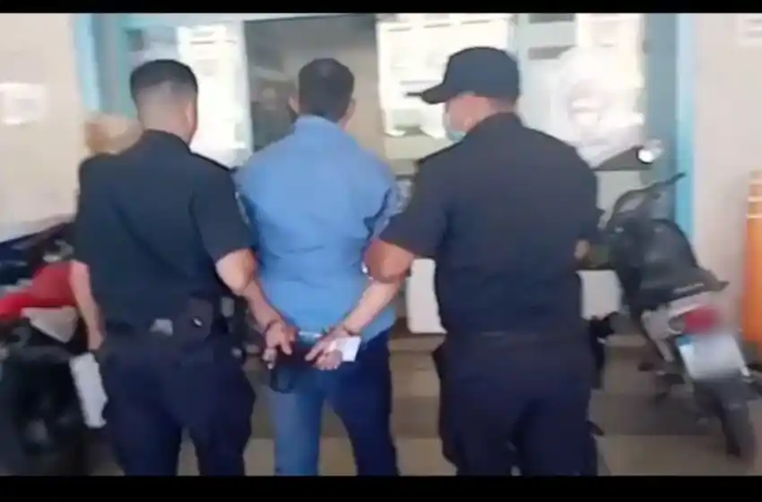 Peatones detuvieron a un delincuente que intentaba robar un auto