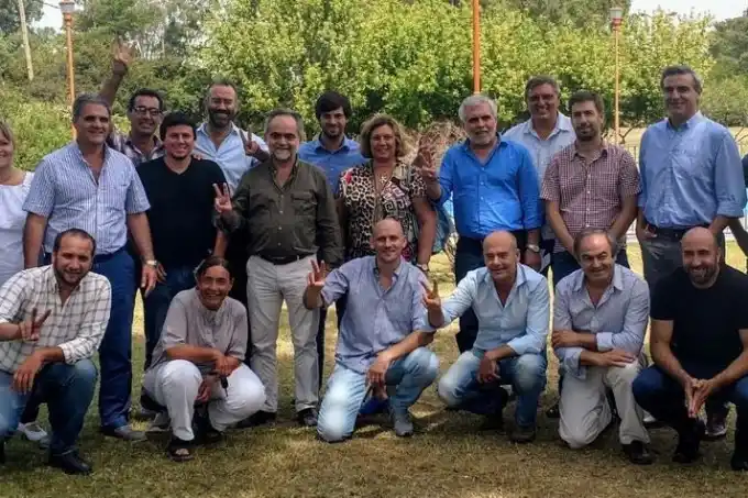 Intendentes presentan proyecto propio para derogar el Pacto Fiscal de Vidal