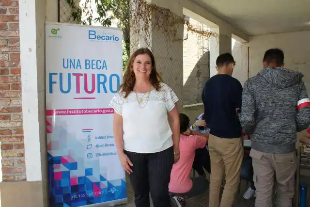 El Becariomóvil recorrió Gualeguay