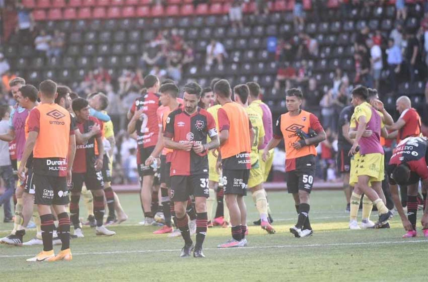 En el debut de Taffarel como DT, Newells no pudo en casa e igualó ante un tibio Aldosivi