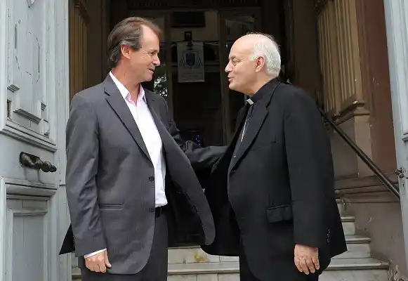 Monseñor Puiggari pidió oraciones por quienes padecen las inundaciones