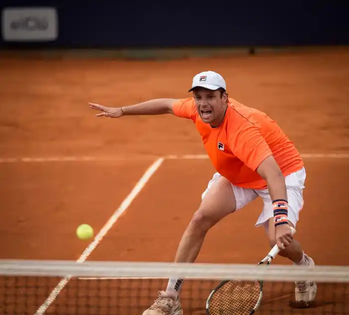 Horacio Zeballos ganó con claridad en su primera presentación. 