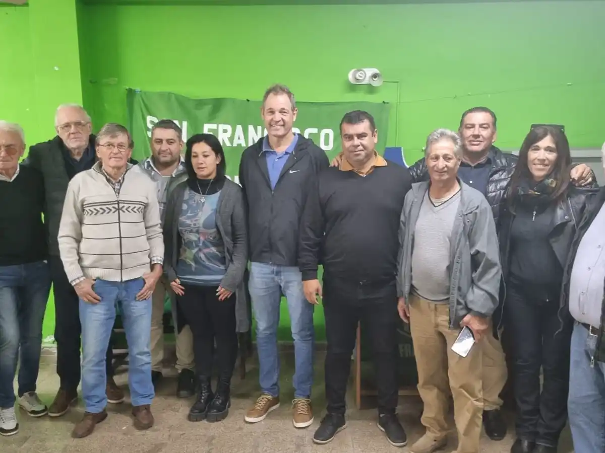 Con el apoyo de ATE, Balkenende  espera la definición de la encuesta  de Juntos por el Cambio 