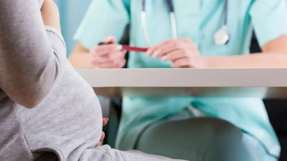 La primera ecografía del embarazo es la que mide la edad gestacional.