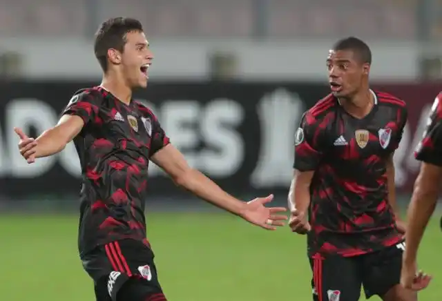 River volvió tras su debut copero en Lima y tiene que seguir pensando en la Copa
