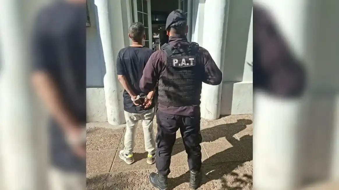Amenazó con matar a su hermano y cayó por una denuncia de su madre en Santa Fe