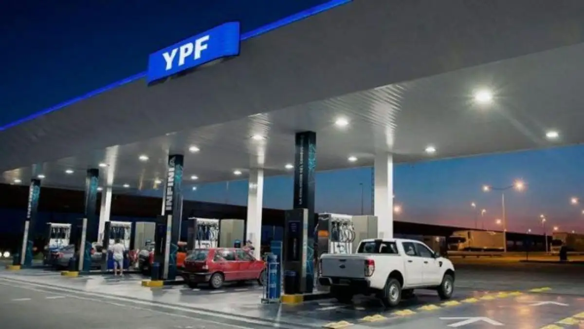 Aumento YPF : la nafta super sale $ 72.10 en Gualeguay. 