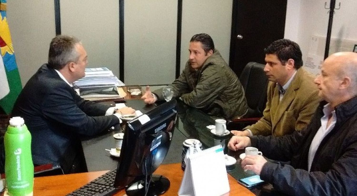 Menéndez acordó trabajar con Breitenstein la agenda productiva de Merlo