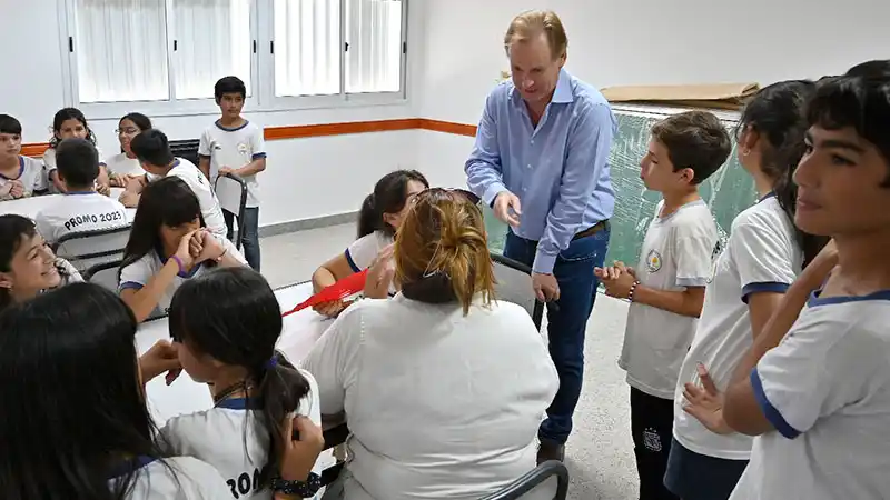 Gustavo Bordet propone ley para garantizar Fondo de Incentivo Docente