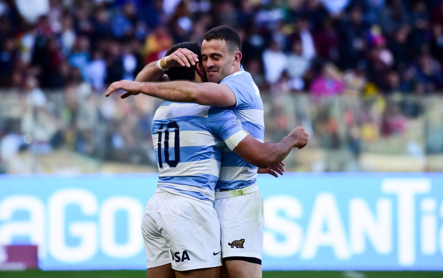 Los Pumas busca otro festejo ante una potencia