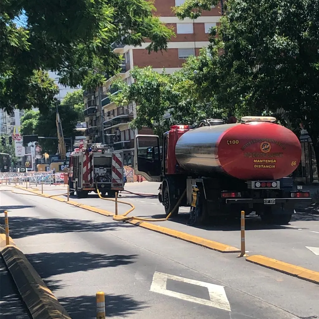 Importante operativo por una fuga de gas en Vicente López: Trabajan Same, Defensa Civil y hay vecinos evacuados